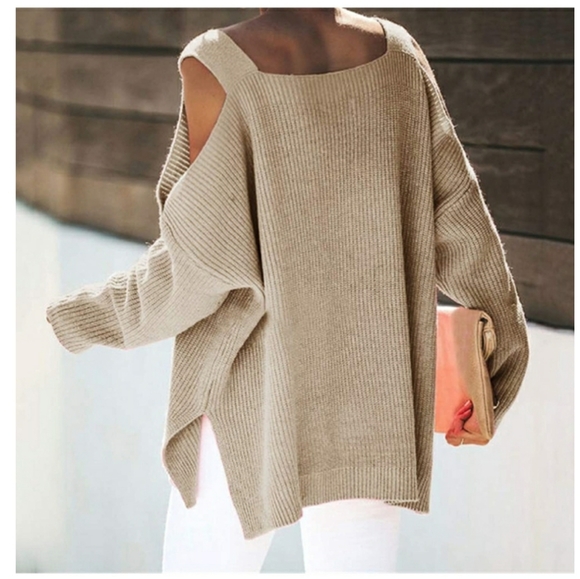 🎊HOST PICK🎊Cold Shoulder Oversized Sweater - Picture 3 of 5